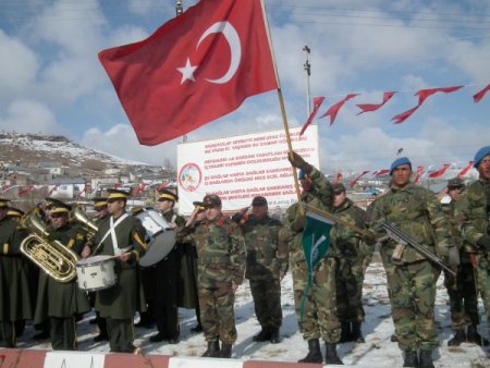 Türkiye Şehitlerine Yürüdü