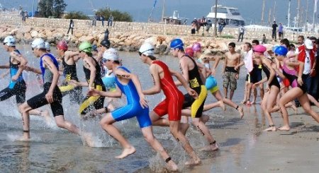 Türkiye Triatlon Ligi Taşucu yarışları ile başladı