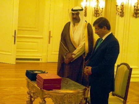 Türkiye ve Kuveyt, köşkte 8 anlaşma imzaladı