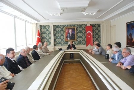 Türkiye Yazarlar Birliği heyeti Vali Demirtaş’ı ziyaret etti