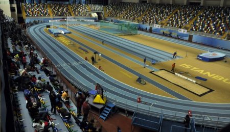 Türkiye Yıldızlar Salon Atletizm Şampiyonası 5 rekorla başladı