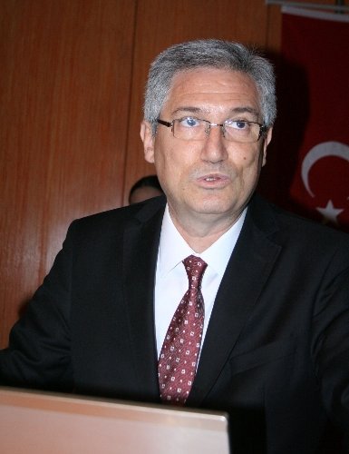 Türkiye'de 100 bin kişiye 237 hemşire düşüyor