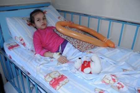 Türkiye’de çocuk hastalar için ilk 'palyaçolu tedavi' Yalova’da başladı