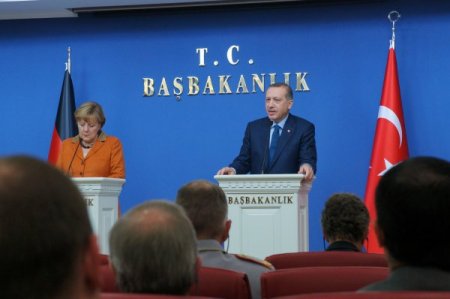 'Türkiye'de yargı yürütmenin emrinde değil, vereceği karara uymak durumundayız'