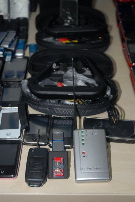 Türkiye'nin En Büyük Kaçak Telefon Operasyonu Düzenlendi