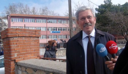 Türkiye’nin en yaşlı üniversite adayı Kırşehir’de sınava girdi