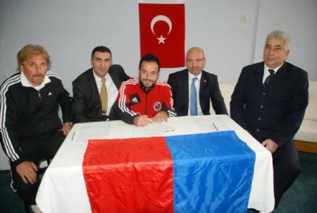Türkiye'nin ilk futbolcu sendikası İskenderun'da kuruldu