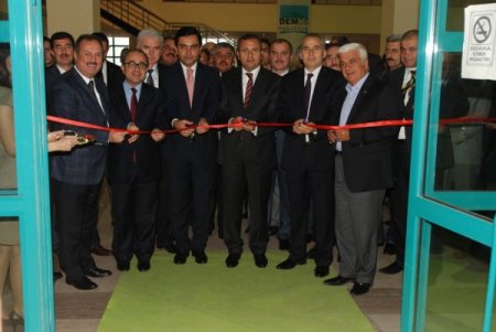 Türkiye’nin ilk jeotermal fuarı Denizli’de açıldı