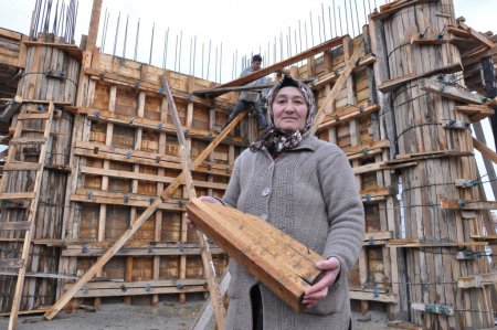 Türkiye’nin ilk kadın cami dernek başkanı camisine yardım bekliyor