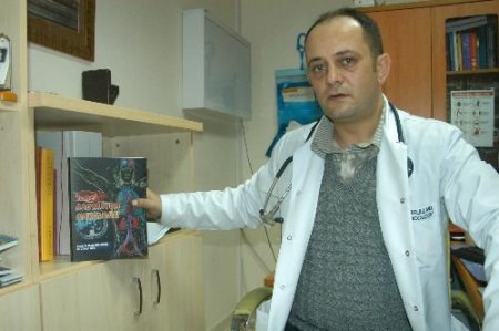 Türkiye'nin İlk Kanser Kitabı Yazıldı