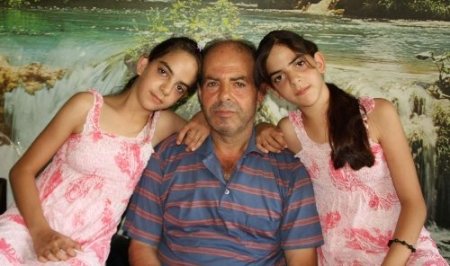 Türkiye'nin ilk siyam ikizleri 17 yaşına bastı