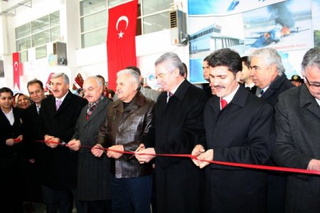 Türkiye'nin ilk uçak yangın simülasyon tesisi Erzincan'da açıldı