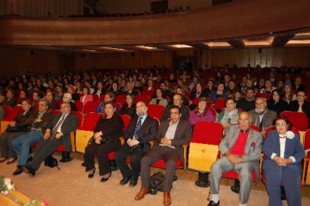 Türkiye'nin ilk ve tek gazeteci korosu bahar konseri verdi