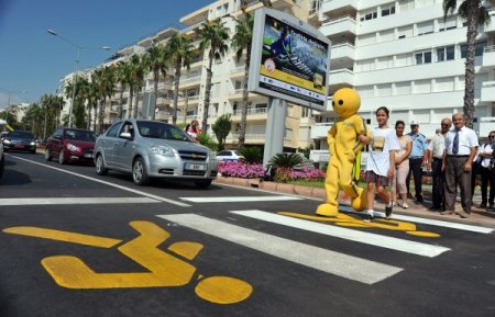 Türkiye’nin ilk ‘yaya öncelikli’ caddesi açıldı