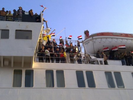 Türkiye’nin Libya’dan Tahliye Ettiği Mısırlılar İskenderiye’ye Getirildi