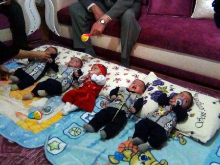 Türkiye’nin mucize bebekleri beşizler 5 aylık oldu