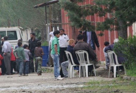 Türkiye'ye Sığınan Suriyeliler Çadır Kente Yerleştirildi