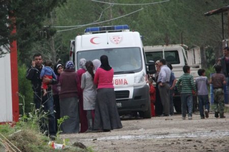 Türkiye'ye Sığınan Suriyeliler Çadır Kente Yerleştirildi
