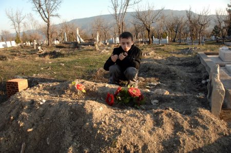 Türkiye'yi duygulandıran Mert: Doktor olup, anneme ve kardeşime bakacağım