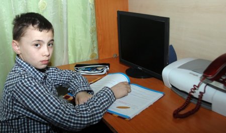 Türkiye'yi duygulandıran Mert: Doktor olup, anneme ve kardeşime bakacağım