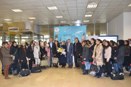 Türkiye’yi 'güler yüz'le geziyorlar