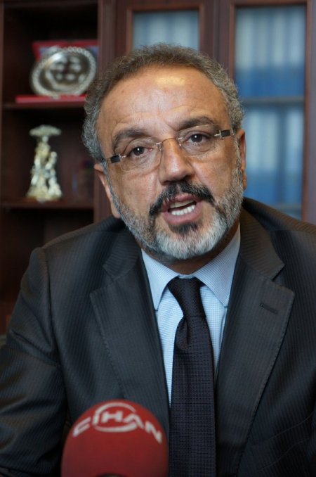 'Türkler kadar Kürtler de hassas; acıları yarıştırarak sonuca varamayız'