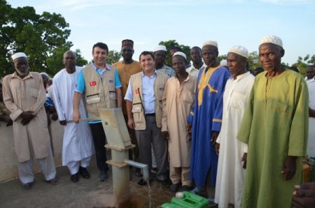 Türkler kuyu açtı, Burkina Fasolu kadınlar boyun fıtığı olmaktan kurtuldu