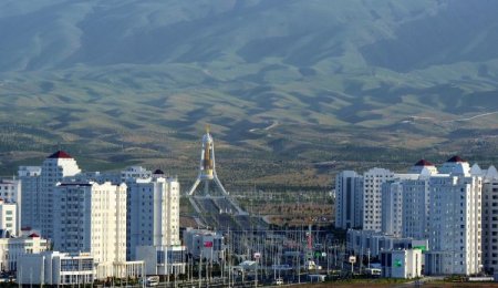 Türkmenistan 3 milyon fidan ile yeşillenecek