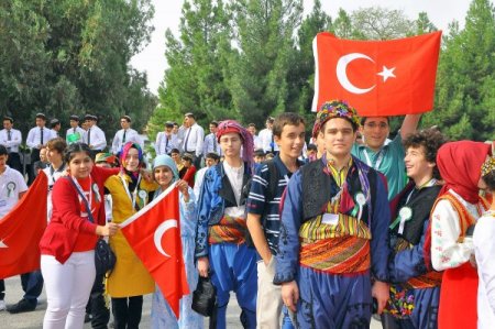 Türkmenistan’da, Uluslararası Bilgisayar Proje Olimpiyatları başladı