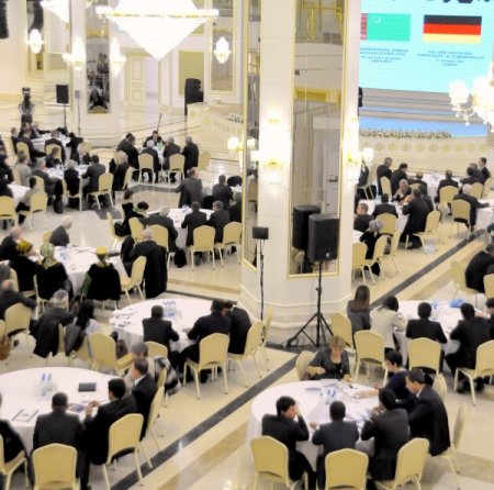 Türkmenistan'da Alman Ekonomi Günü düzenlendi