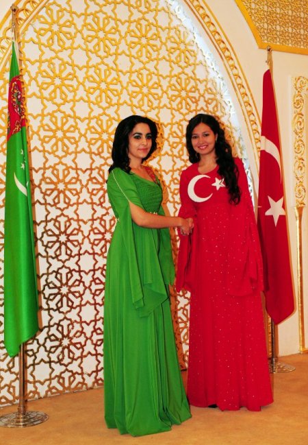 Türkmenistan’da Cumhuriyet resepsiyonuna büyük ilgi