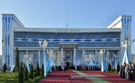 Türkmenistan'da mobil iletişim hizmetine yatırım