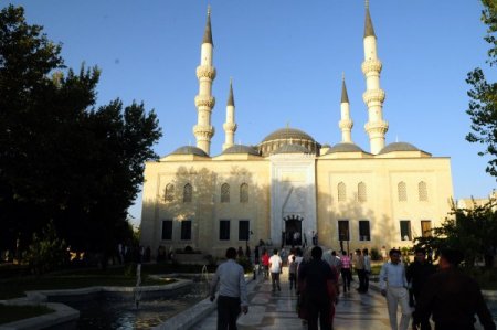 Türkmenistan'da Ramazan Bayramı Çoşkusu