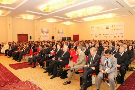 Türkmenistan’da Uluslararası Doğalgaz Kongresi Yapılıyor