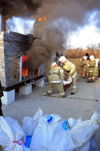 Türkmenistan’da Uyuşturucu Yakıldı