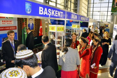 Türkmenistan'daki fuarda Türk firmalarına yoğun ilgi