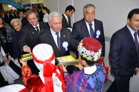 Türkmenistan'daki fuarda Türk firmalarına yoğun ilgi