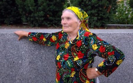 Turuncu Devrimin Maskotu Paraska Nine Öldü