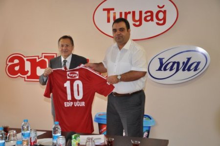 Turyağ'dan Balıkesirspor'a 150 bin liralık reklam desteği