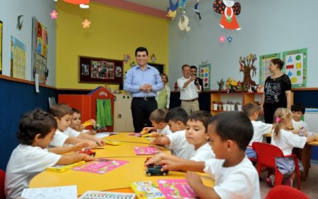 Tütüncü, AYÇOV’un sergievini ziyaret etti