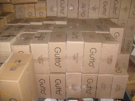 Tüy Dökücü Kremlerden Böcek Larvası Çıktı (özel)