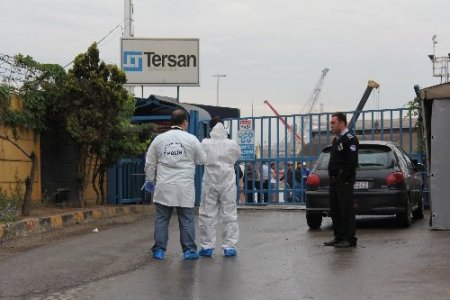 Tuzla Tersanesi'nde patlama: 1 ölü