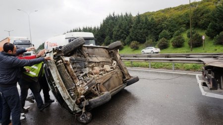 Tuzla'da kaza: 5 yaralı (Özel)