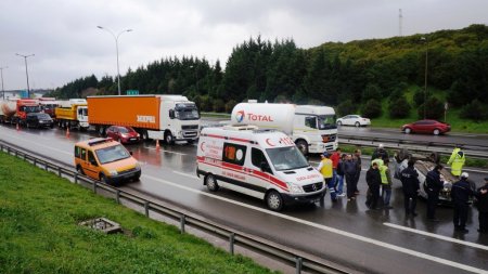 Tuzla'da kaza: 5 yaralı (Özel)