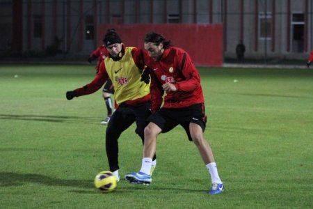 Tüzün: Beşiktaş maçı öncesi kazanmak istiyoruz
