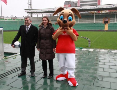 U20 Dünya Kupası için FIFA yetkilileri, Bursa Atatürk Stadı'nı inceledi