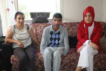 Üç çocuklu MS hastası baba yardım bekliyor