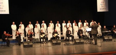 Üç dinin türküleriyle kardeşliği anlattılar