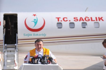 Uçak ambulansın motorları yaralı astsubay için çalıştı