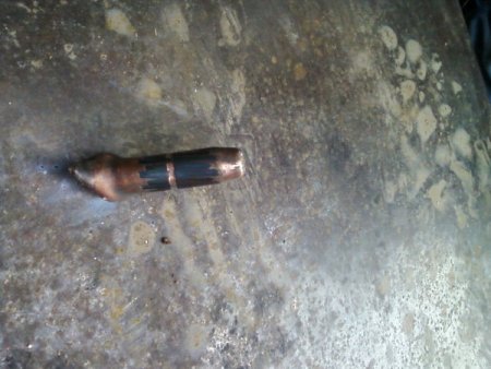 Uçaksavar mermisi isabet eden hal esnafı tedirgin